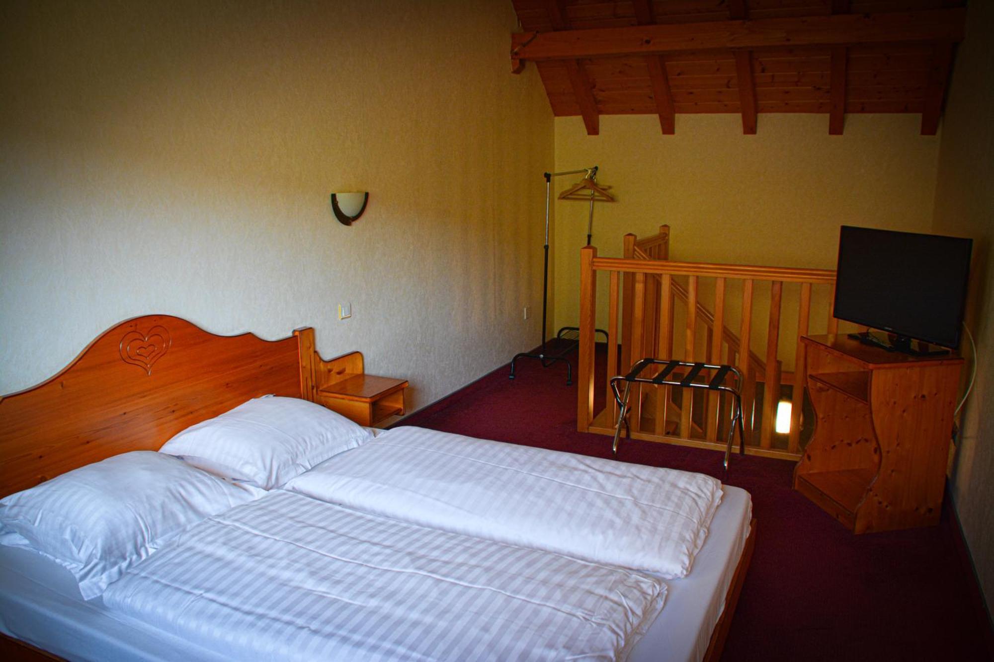 Logis Hotel Restaurant La Petite Auberge Alsace Le Hohwald Exterior foto