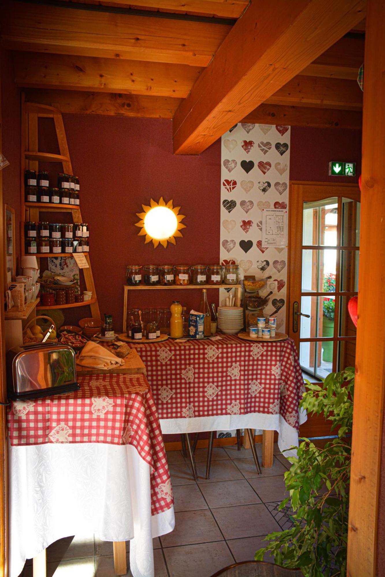 Logis Hotel Restaurant La Petite Auberge Alsace Le Hohwald Exterior foto
